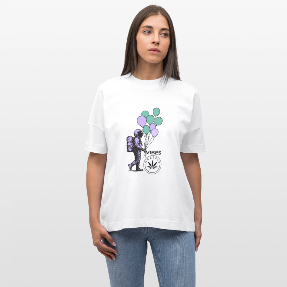 GALACTIC JOURNEY Oversized Unisex Bio T-Shirt - Weiß