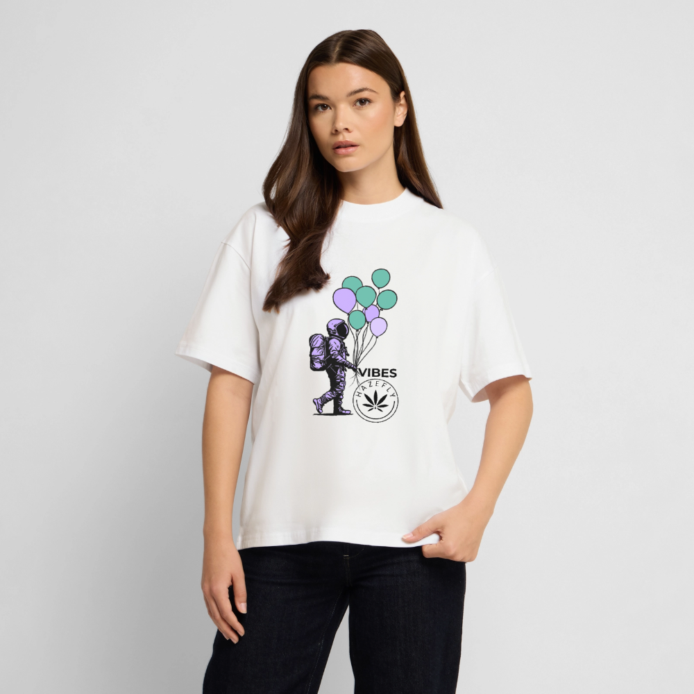GALACTIC JOURNEY Oversized Unisex Bio T-Shirt - Weiß