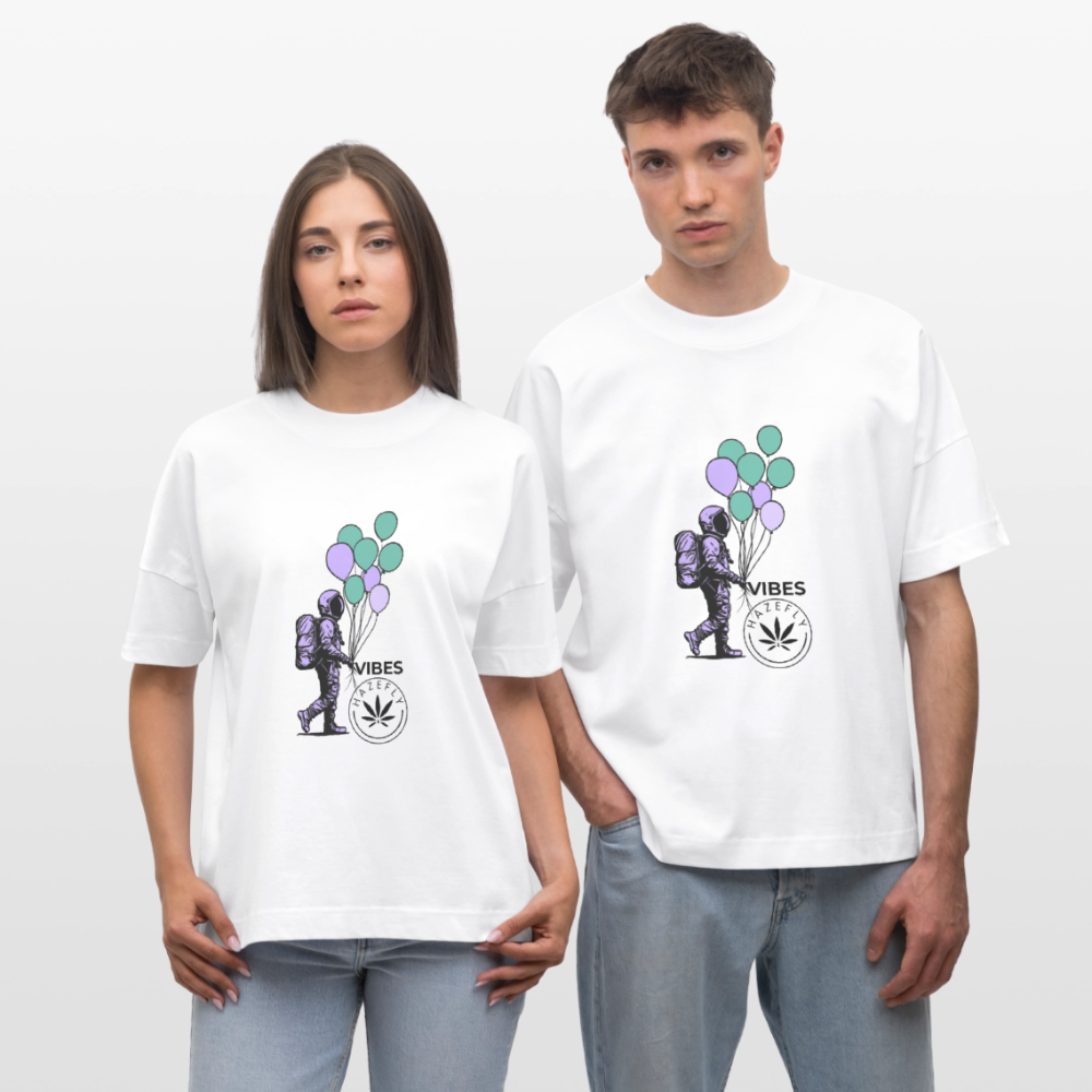 GALACTIC JOURNEY Oversized Unisex Bio T-Shirt - Weiß