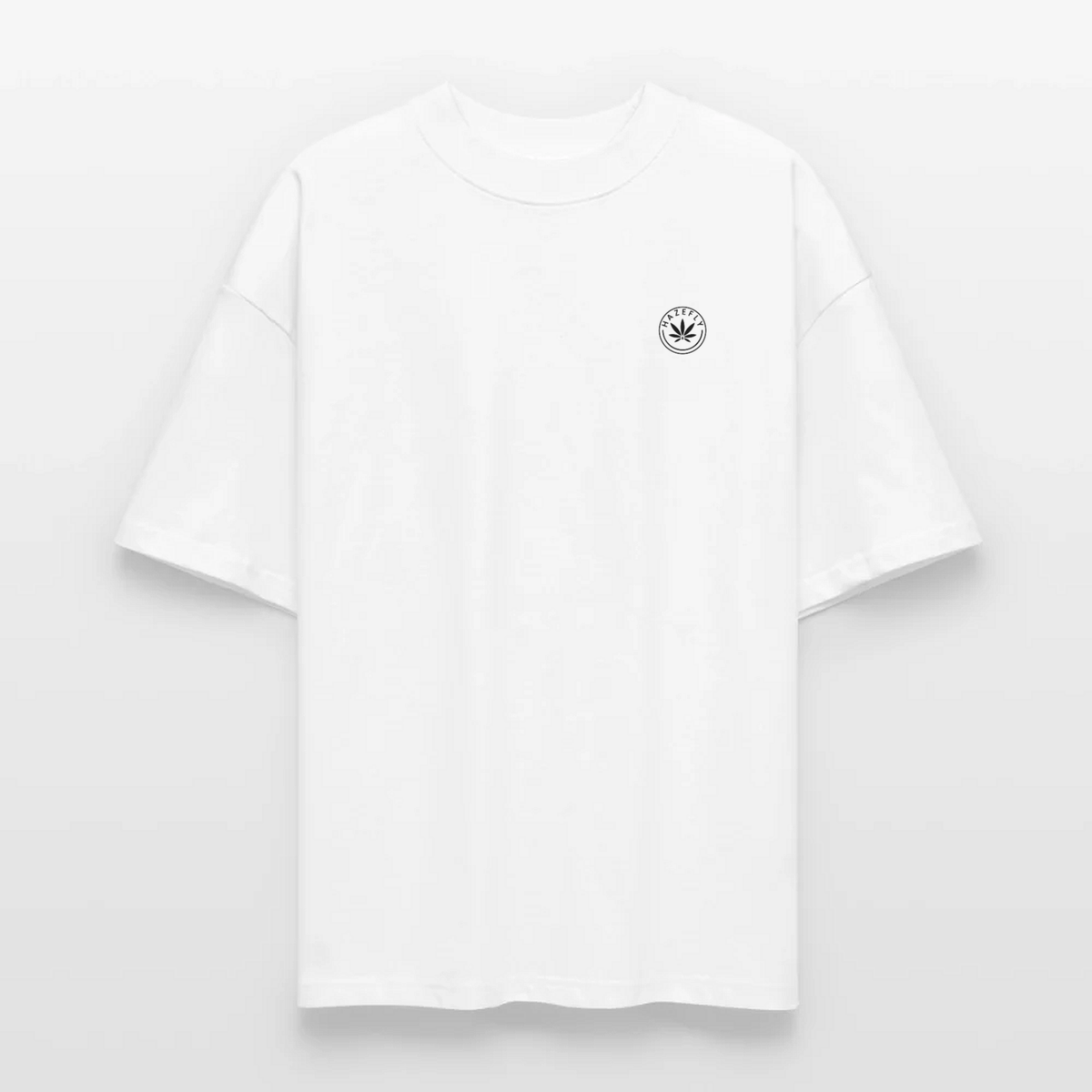 MADAM HAZE Oversized T-Shirt Weiß, Vorderseite mit Hazefly-Logo